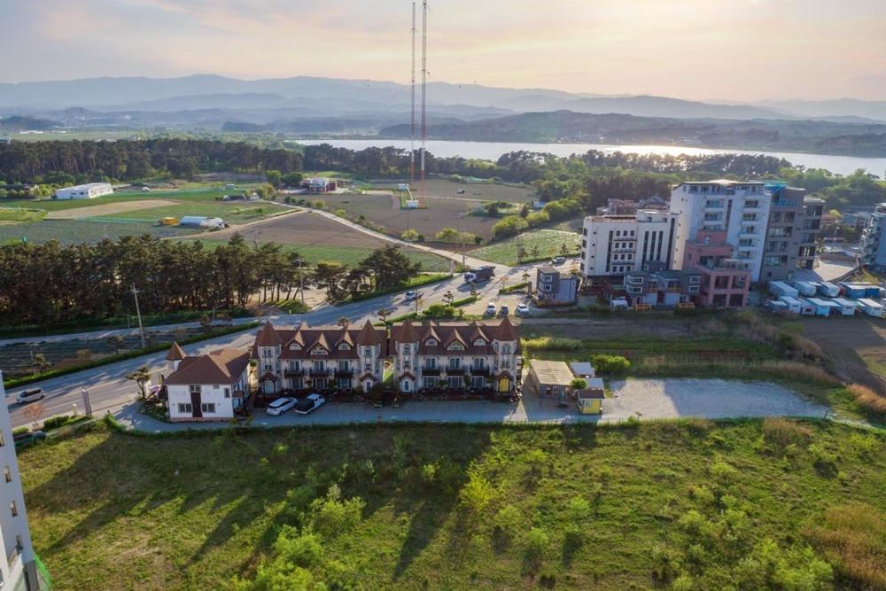 Santa Beach Pension Gangneung Dış mekan fotoğraf